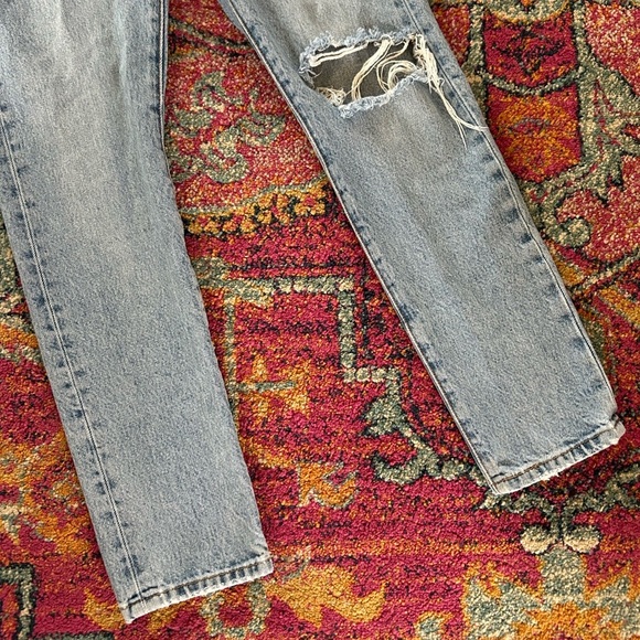 Levi’s | Women's Light Blue Distressed Premium Skinny 501 Buttonfly Jeans, sz 25 - Picture 11 of 14